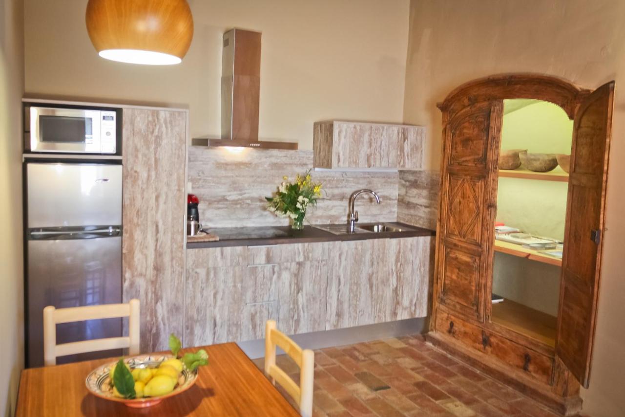 Apartamentos En La Rectoria De Regencos Ngoại thất bức ảnh